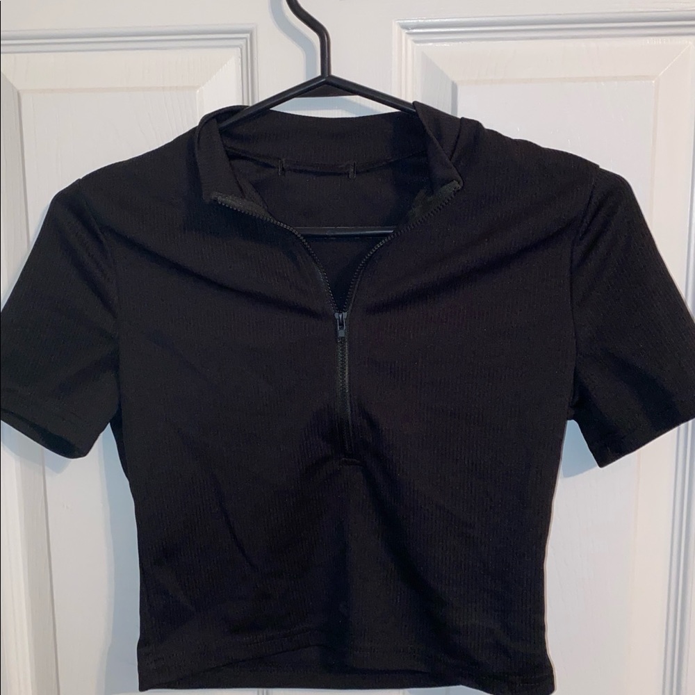Shein Blqck Ribbed Half-Zip Crop Top